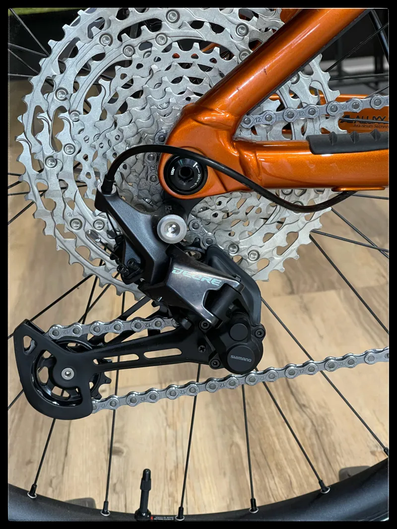 Giant Reign E+ 3 MX Pro 25km/h Small Amber Glow / Black 2022-6