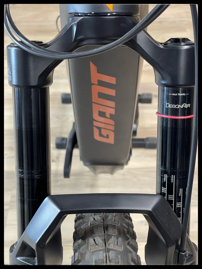 Giant Reign E+ 3 MX Pro 25km/h Small Amber Glow / Black 2022-3