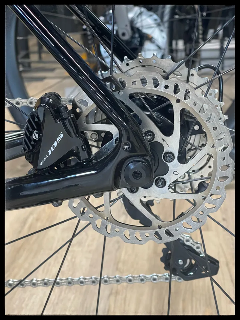 Giant DEFY Advanced  Large Carbon Road Bike-9