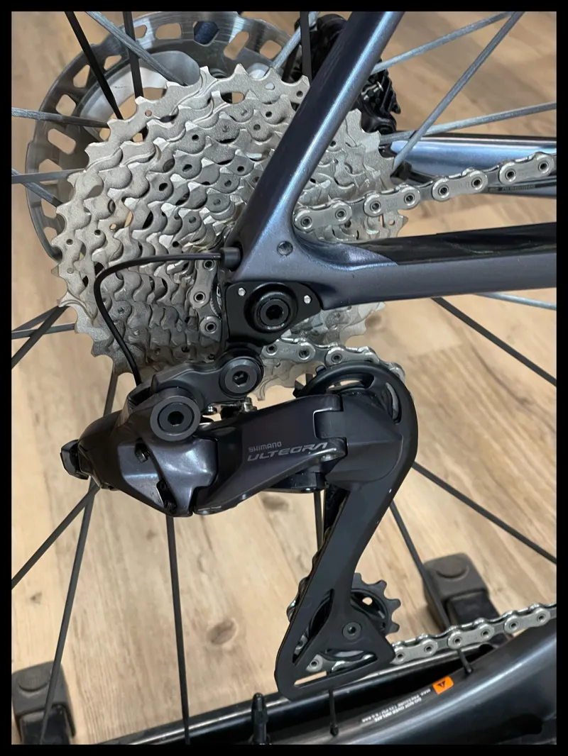 Defy Advanced Pro 1 Large  Knight Shield-2