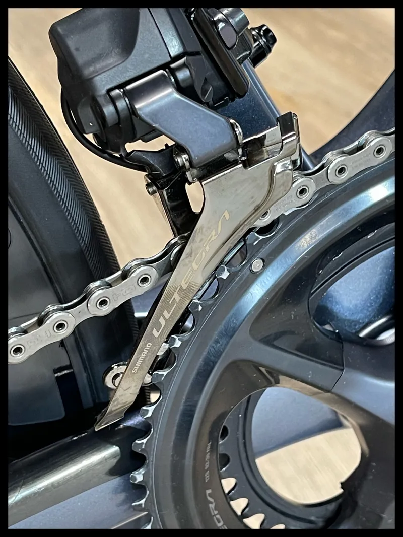 Defy Advanced Pro 1 Large  Knight Shield-3