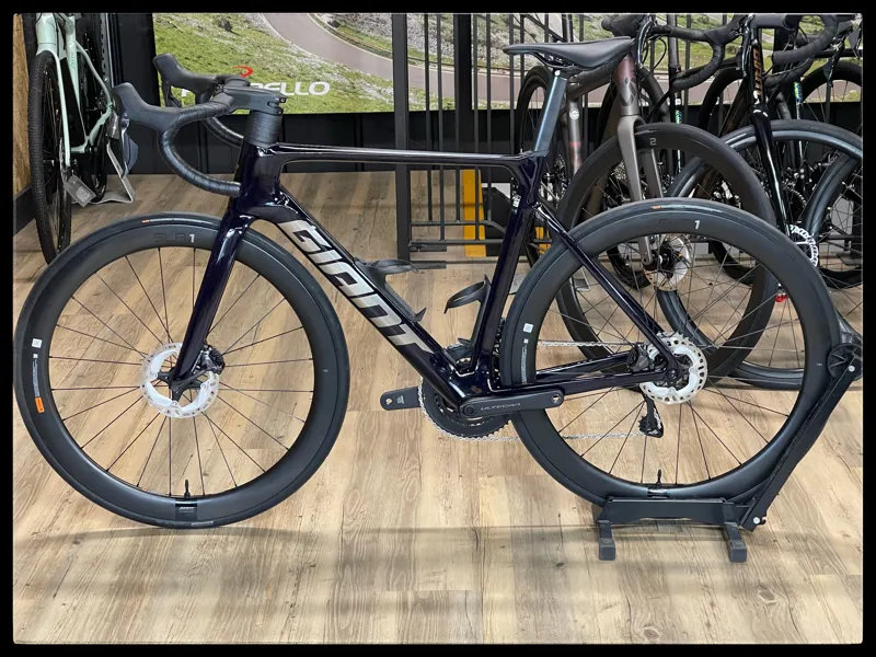 2023 Propel Advanced Pro 0-Di2 M Black Currant-1