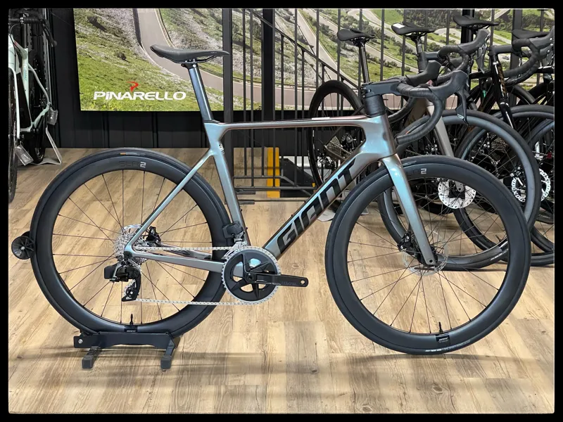 Giant Propel Advanced 1 Medium Orion Nebula 2023
