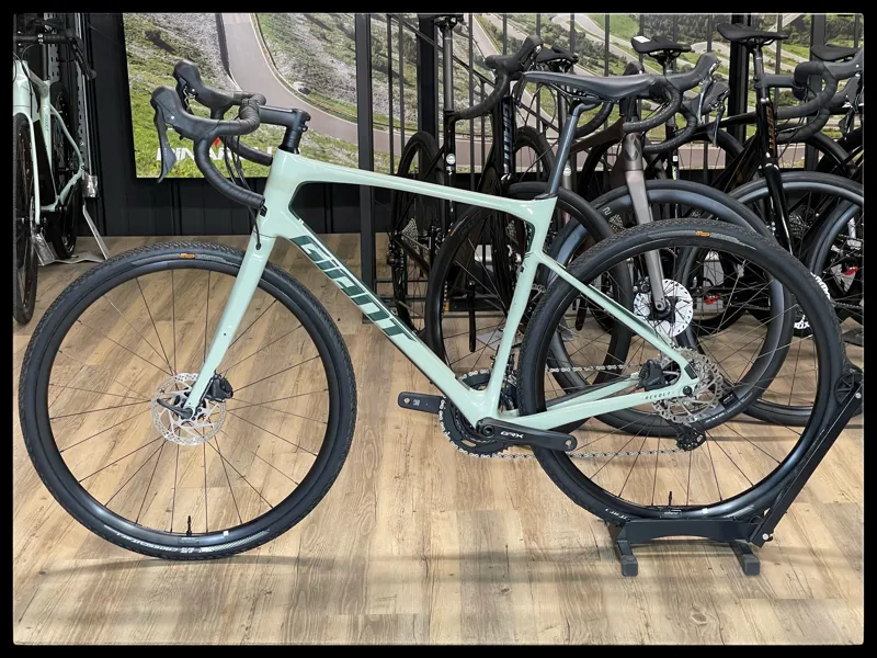 Giant Revolt Advanced 2 Large Desert Sage 2021-7