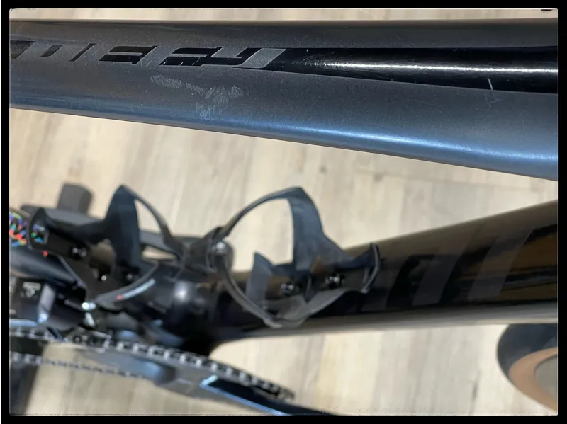 Giant Defy Advanced Pro 0 Large Gun Metal Black 2019-2