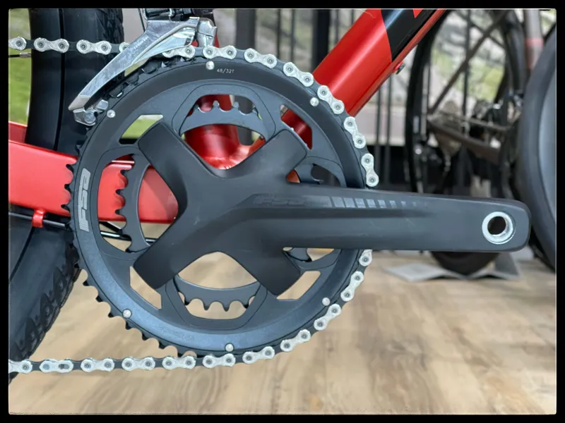 Giant Revolt 1 Small Grenadine 2022-6