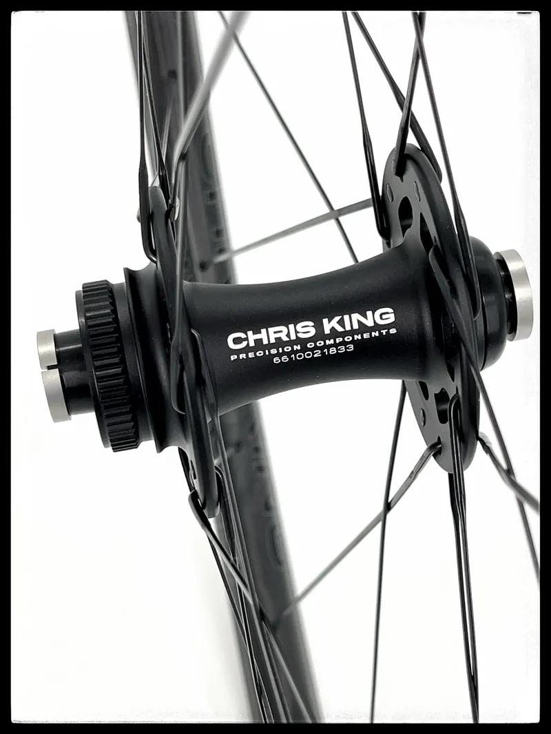 Chris King Wheelset GRD23 R45D CL Black Hyperglide-4