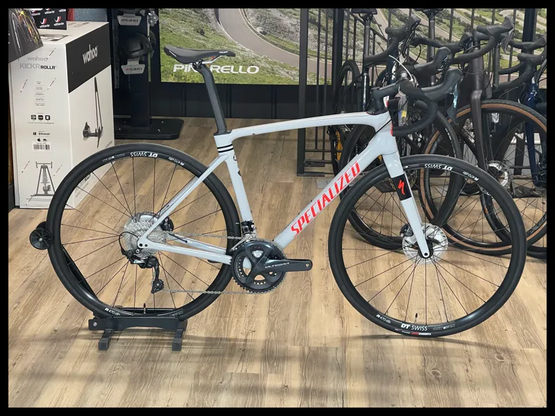 2020 Specialized Roubaix Comp Dove Grey Crimson Rocket 56 cm