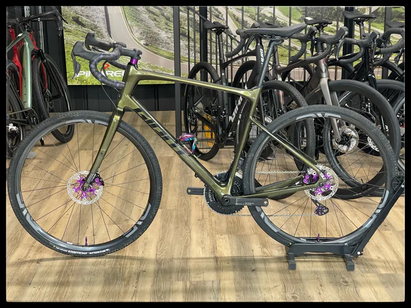 Giant Revolt Advanced A X-Large Chameleon Saturn Custom Build