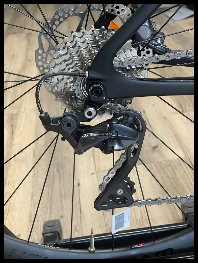 CANNONDALE SUPERSIX EVO ULTEGRA DISC ROAD BIKE 51cm-2