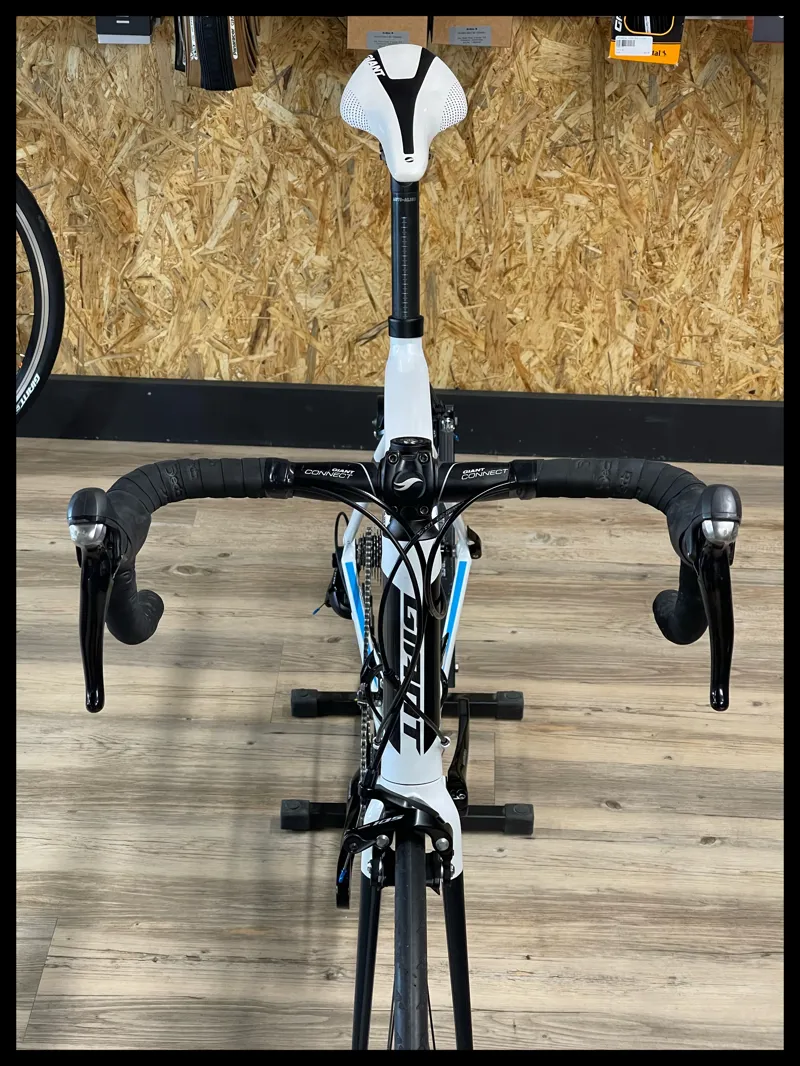 Giant Defy ALUXX White Large Shimano 105 Rim Brake-2