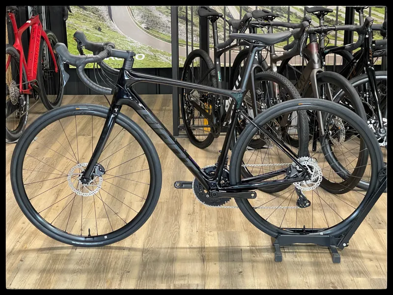 Giant Defy Advanced 1 Medium Carbon/Starry Night 2022-1