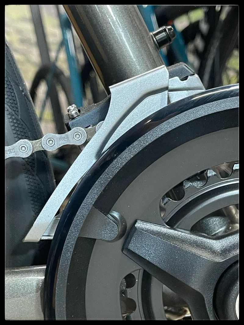 Giant Escape 1 Disc - Hybrid Bike - Charcoal Medium 2022-4