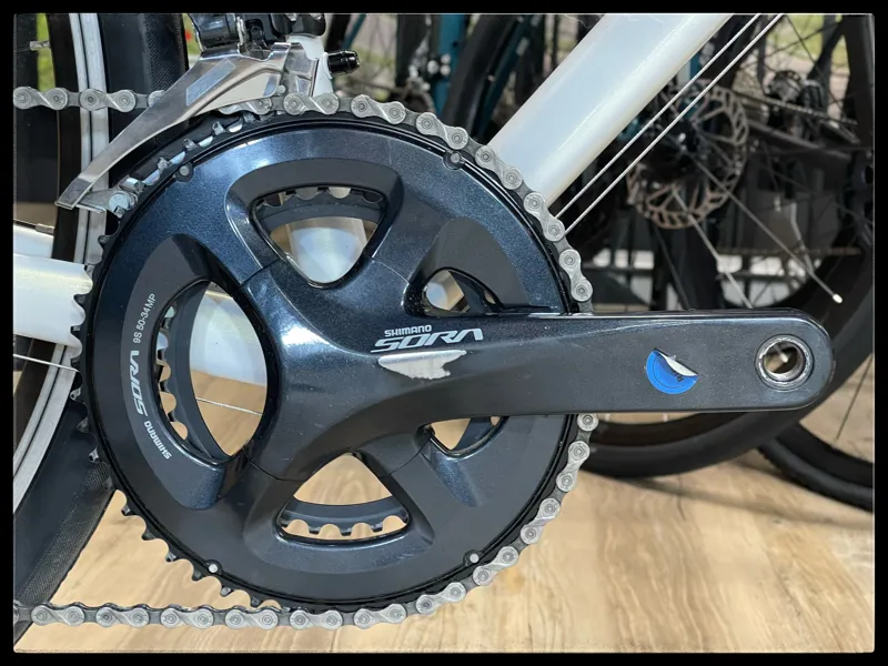 Liv Avail 1 Small Rainbow White 2021-3