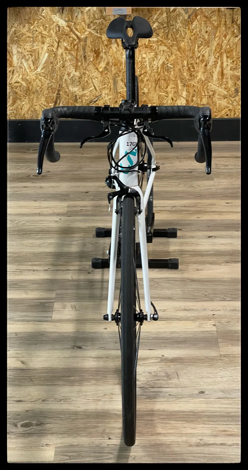 Liv Avail 1 Small Rainbow White 2021-5