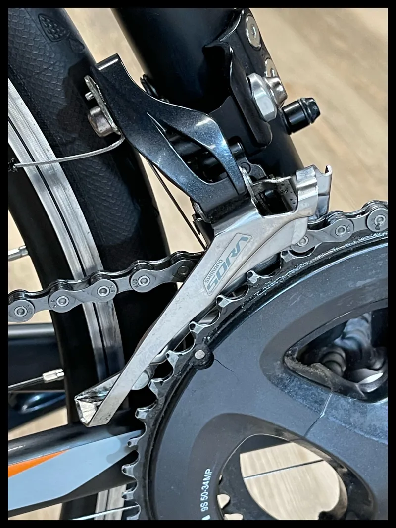 Giant Contend 1 2018 Large Sora 9 Speed Black-2