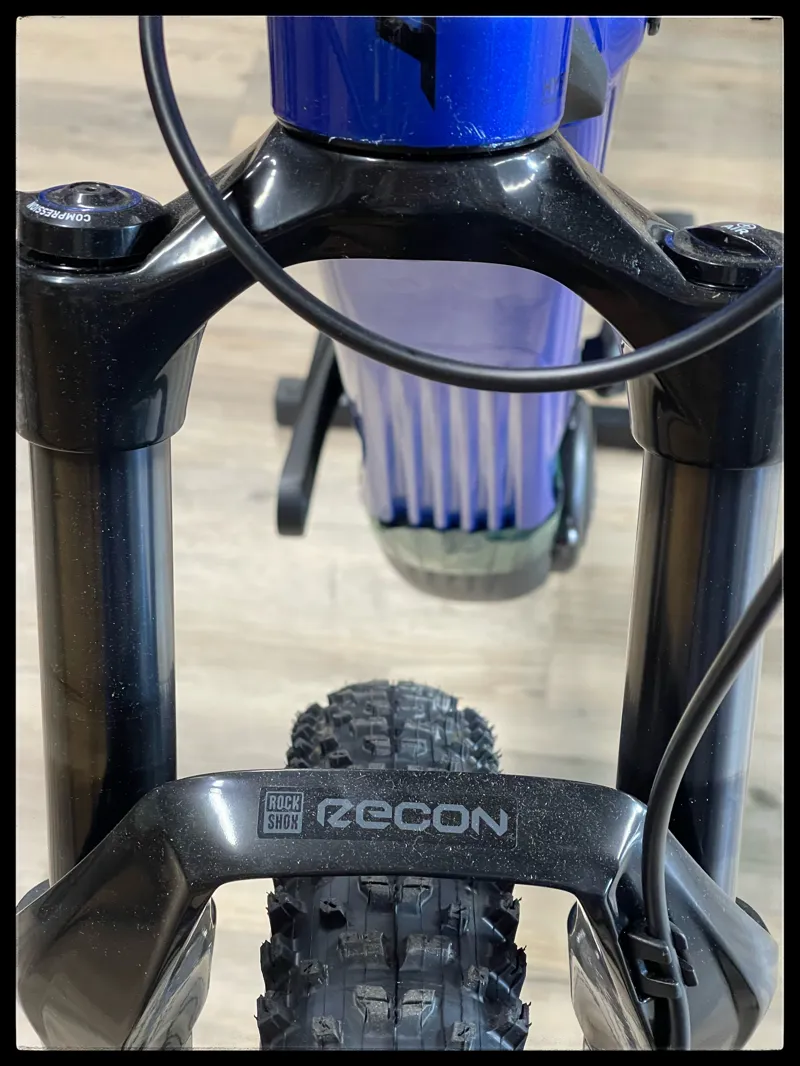 Giant Stance E+ 1 29er 25km/h Medium Sapphire 2022-3