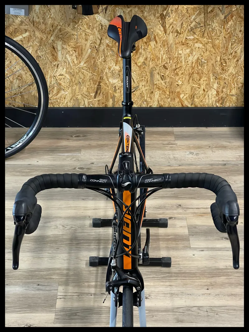 Giant Contend 1 2018 Large Sora 9 Speed Black-6