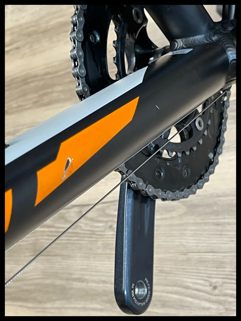 Giant Contend 1 2018 Large Sora 9 Speed Black-8