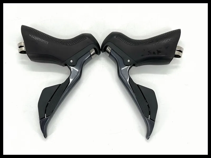 OE Ultegra R8050 Di2 11-Speed STI Levers-2