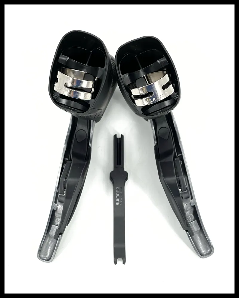 OE Ultegra R8050 Di2 11-Speed STI Levers-3