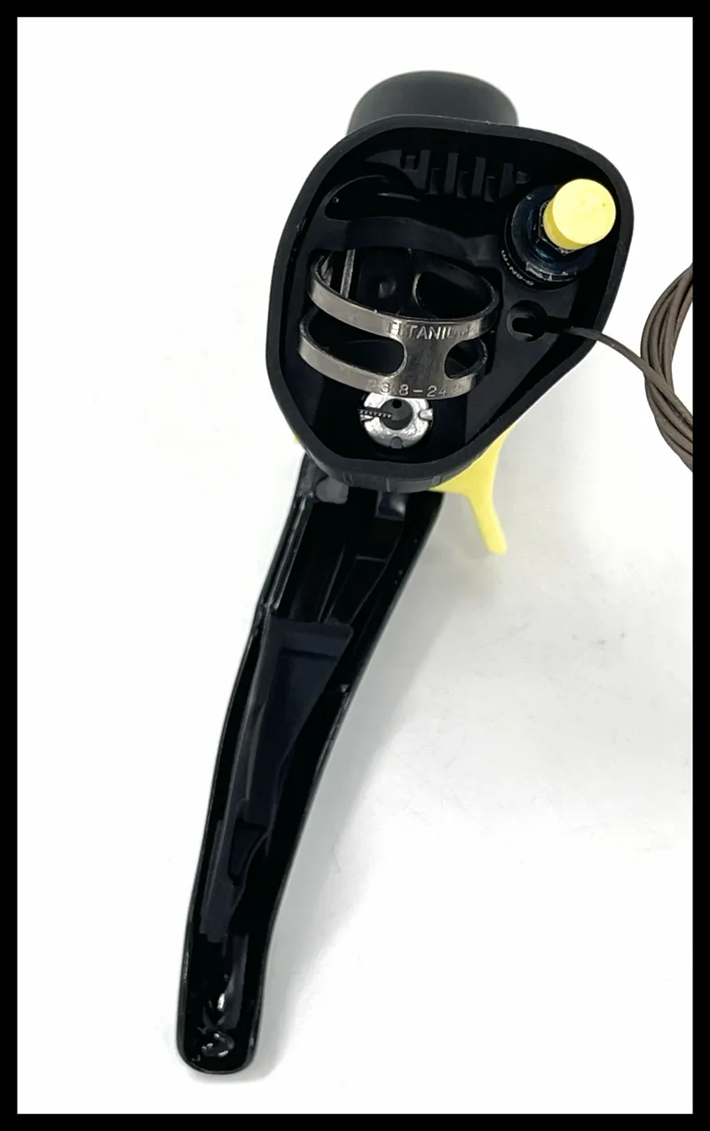 ST-R9120 Dura-Ace 11 Speed Hyd/Mech STI Lever Left with Caliper-2