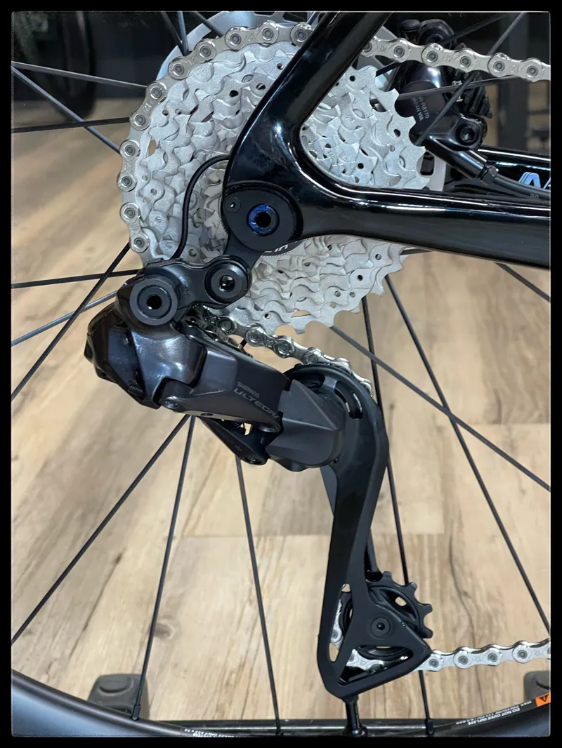 EnviLIv Advanced Pro Small Carbon 2023-5