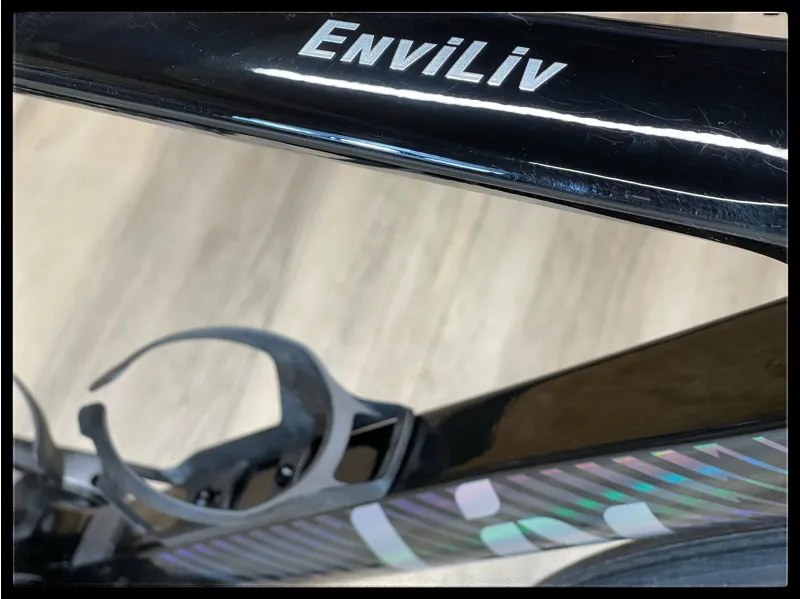 EnviLIv Advanced Pro Small Carbon 2023-2