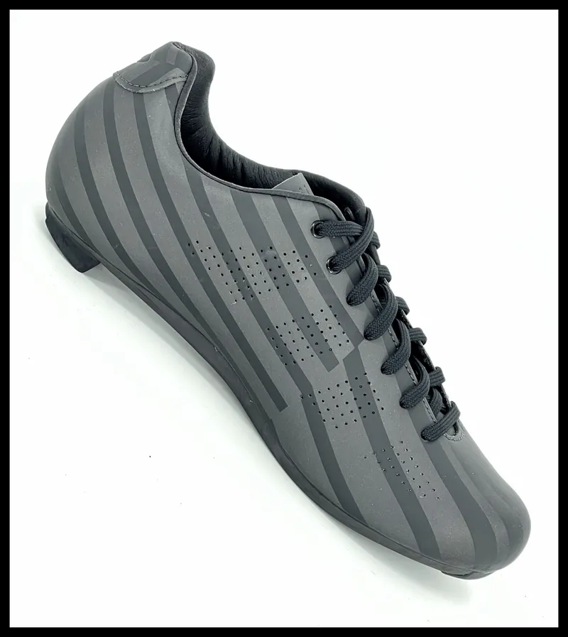 Empire ACC Road Shoes Dark Shadow Reflective Dazzle EU 40-1