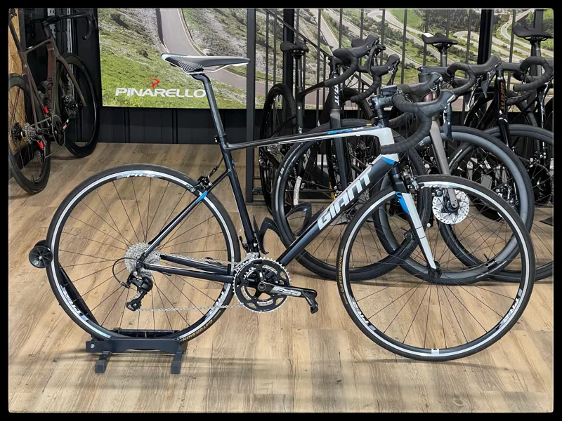 Giant Defy Compact 1 ML Black 2015