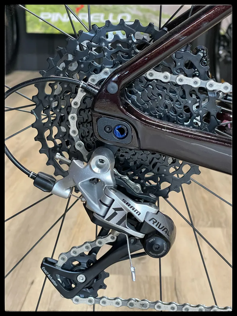 Giant Revolt Advanced 1 M-Large Cordovan 2023-5