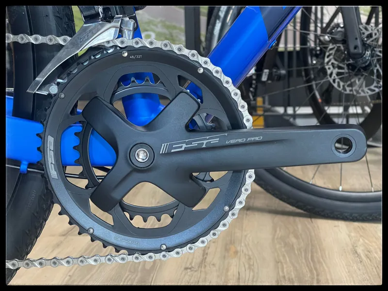 Giant Revolt 2 M-Large Sapphire 2022-7