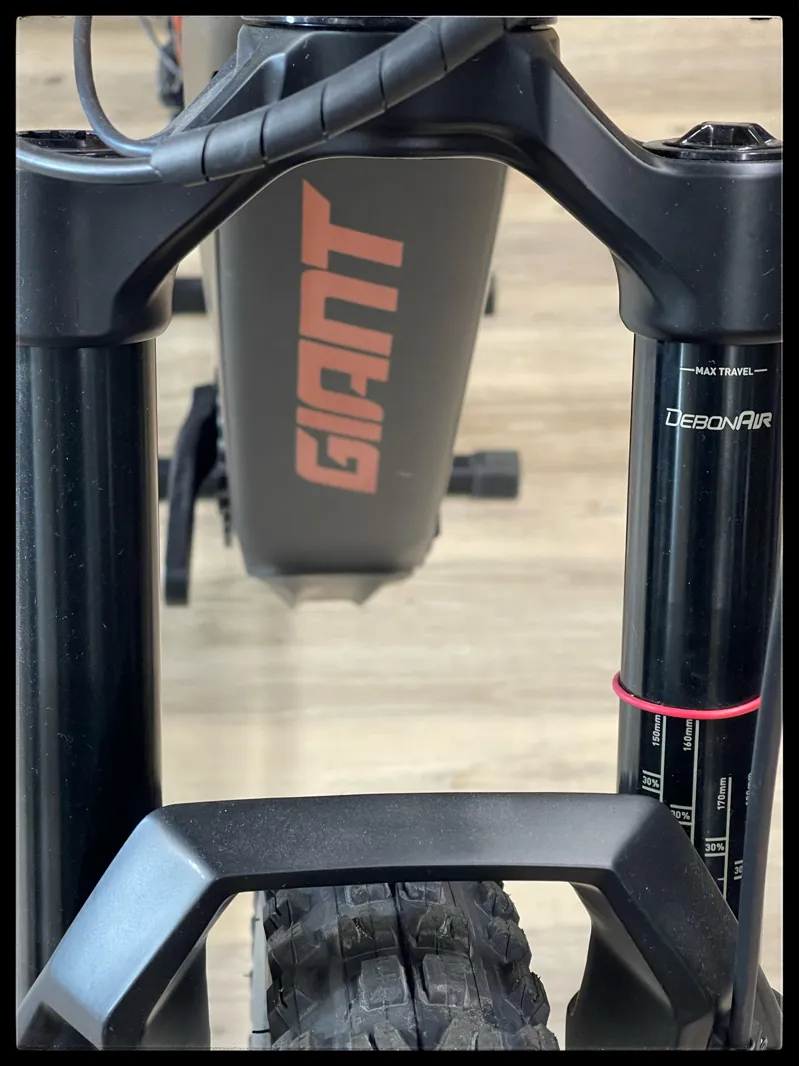 Giant Reign E+ 3 MX Pro 25km/h Large Amber Glow Black 2021-6