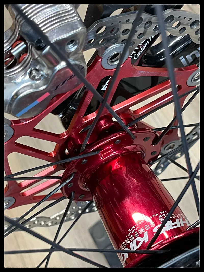 Custom painted Pivot Phoenix 27.5 Medium Black/ White Doves Downhill MTB-6