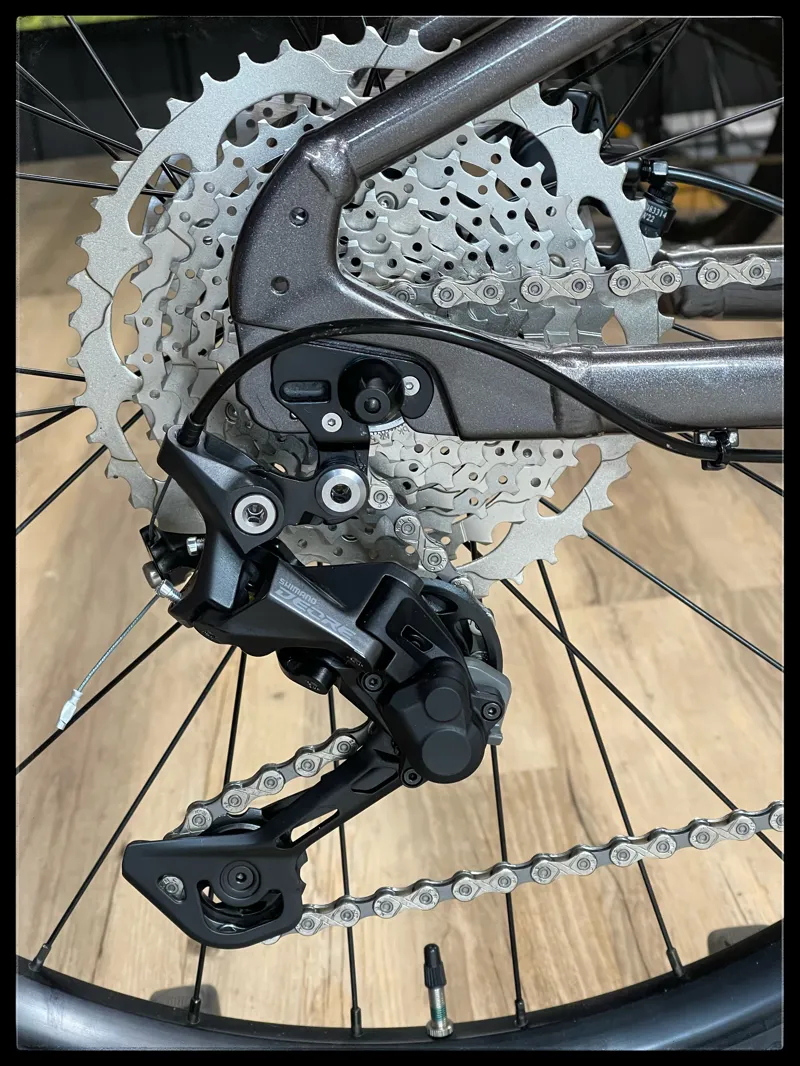 Giant STP 26-Giant Size Regular Metallic Black 2022-4