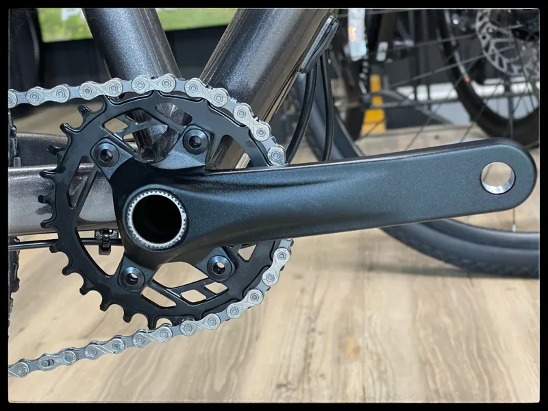 Giant STP 26-Giant Size Regular Metallic Black 2022-5