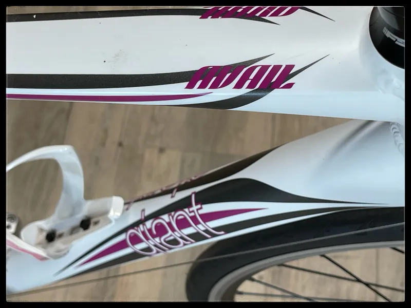 Liv Avail 3 Compact Small White-2