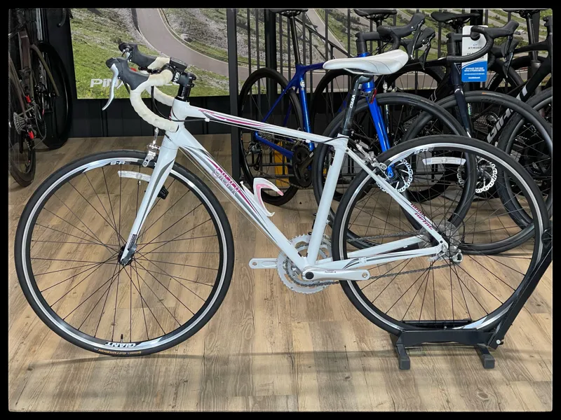 Liv Avail 3 Compact Small White-1