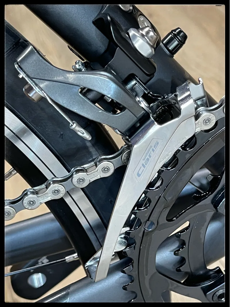 Contend 2 Medium  Gunmetal Black  with  Contend 2 Spec 2022-3