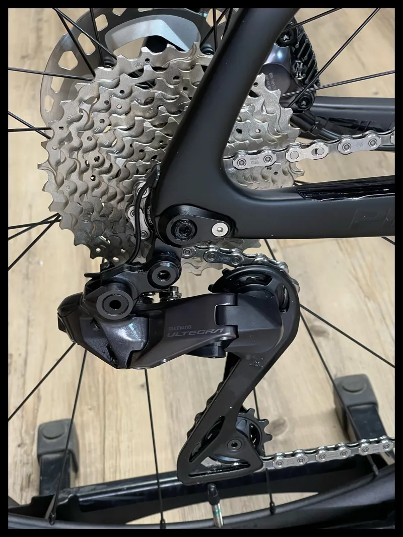 Pinarello Prince 54 cm Matt Black DI2 12 Speed Ultegra-2