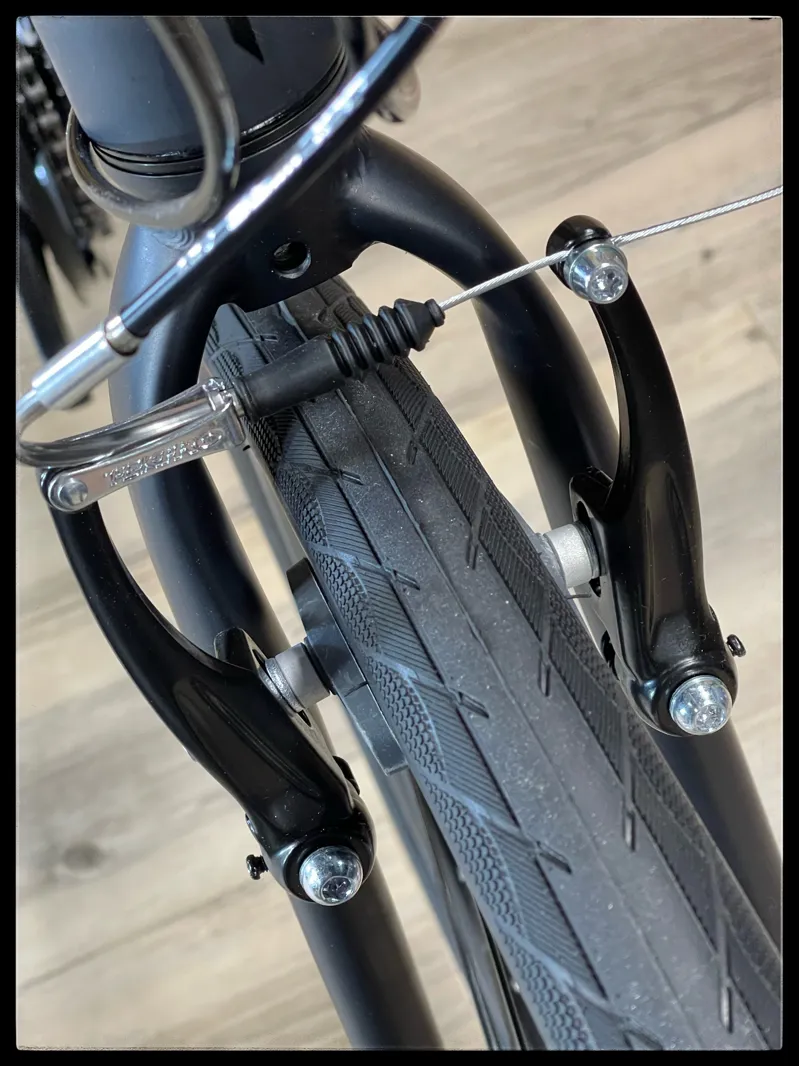 Giant Escape 3 Medium Metallic Black 2022-6