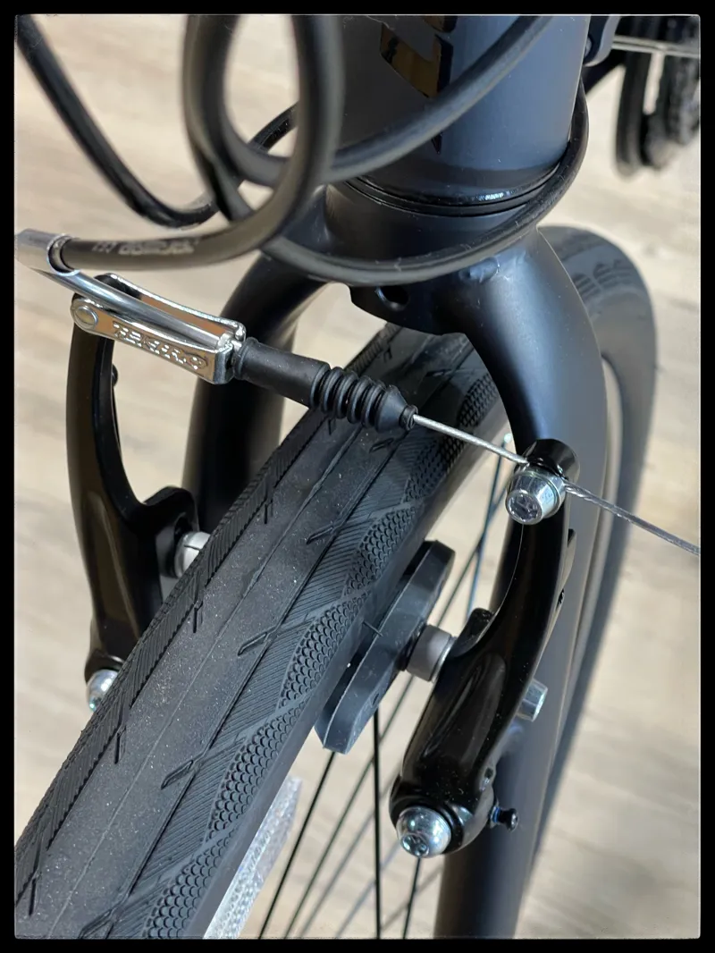 Giant Escape 3 Medium Metallic Black 2022-7