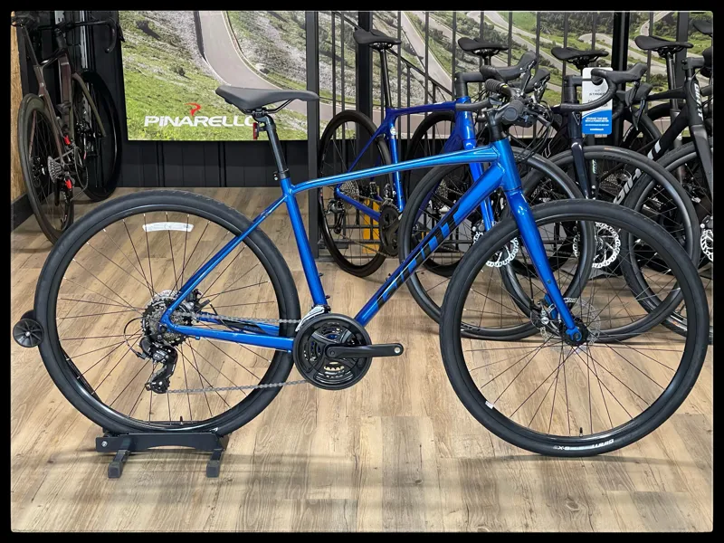 Giant Escape 3 Disc Medium Metallic Blue 2022