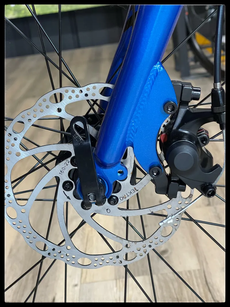 Giant Escape 3 Disc Medium Metallic Blue 2022-6