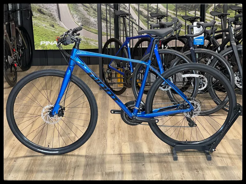 Giant Escape 3 Disc Medium Metallic Blue 2022-1