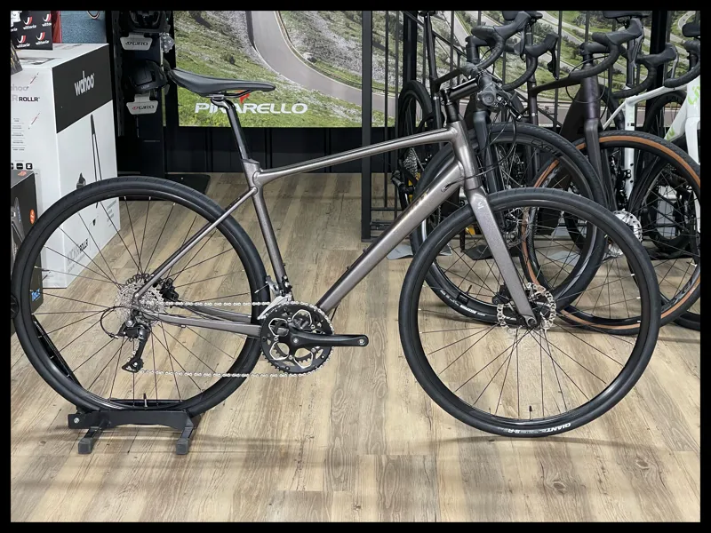 FastRoad SL 3 Disc ML Flat Bar Road Bike Black 2021