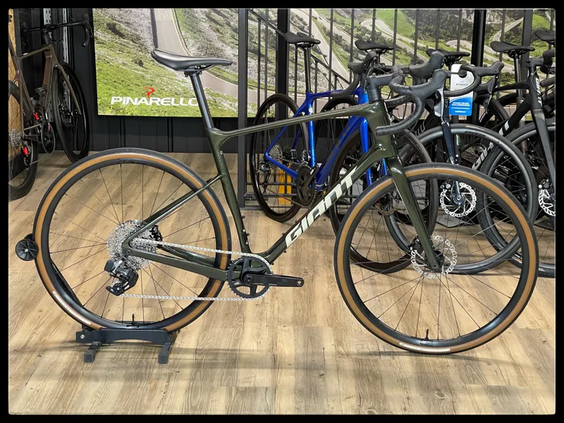 Giant Revolt Advanced 1 X-Large Phantom Green 2022