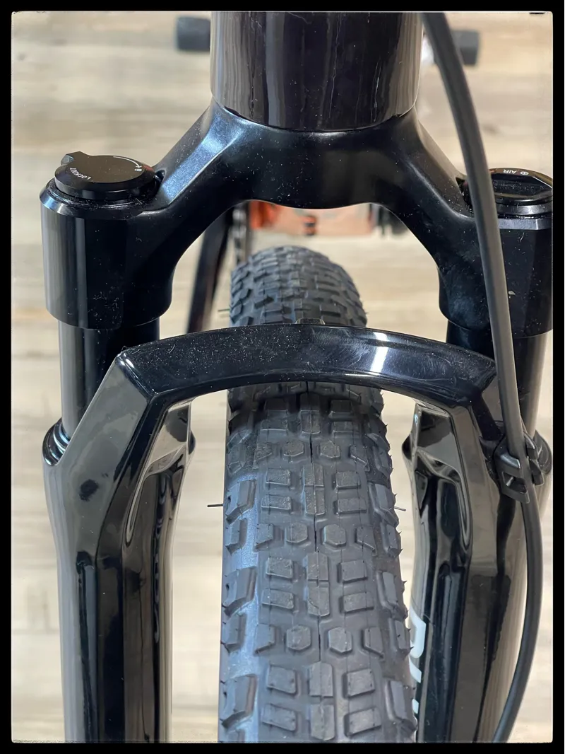 Giant Revolt X Advanced Pro 1 Medium Cordovan/Copper Coin 2023-4