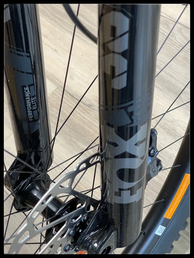 Giant Reign Advanced Pro 1 Medium Black Diamond/Carbon 2023-7