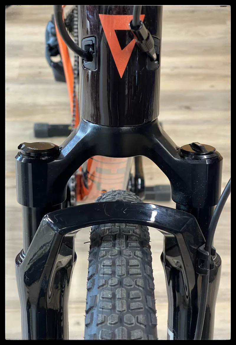 Giant Revolt X Advanced Pro 1 Men's Gravel Bike in Cordovan/Copper Medium 2023-3